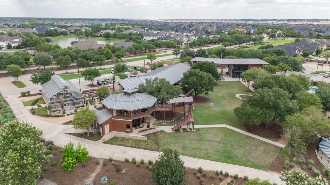 Photo of 7111 Pondhawk Drive