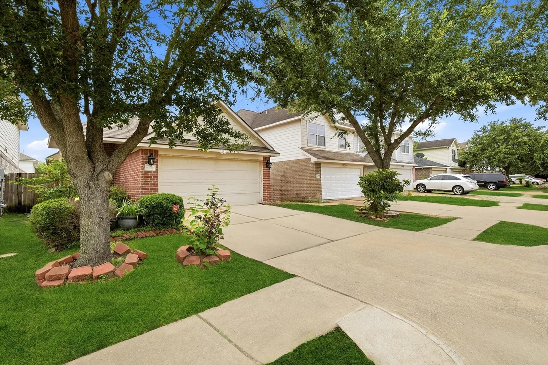 Photo of 7207 Calcutta Spring Drive
