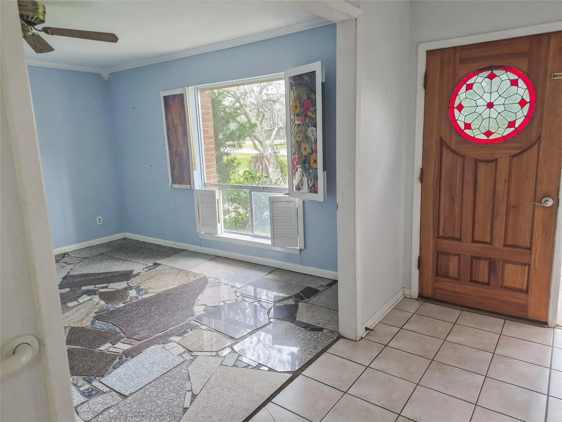 Photo of 102 Post Oak