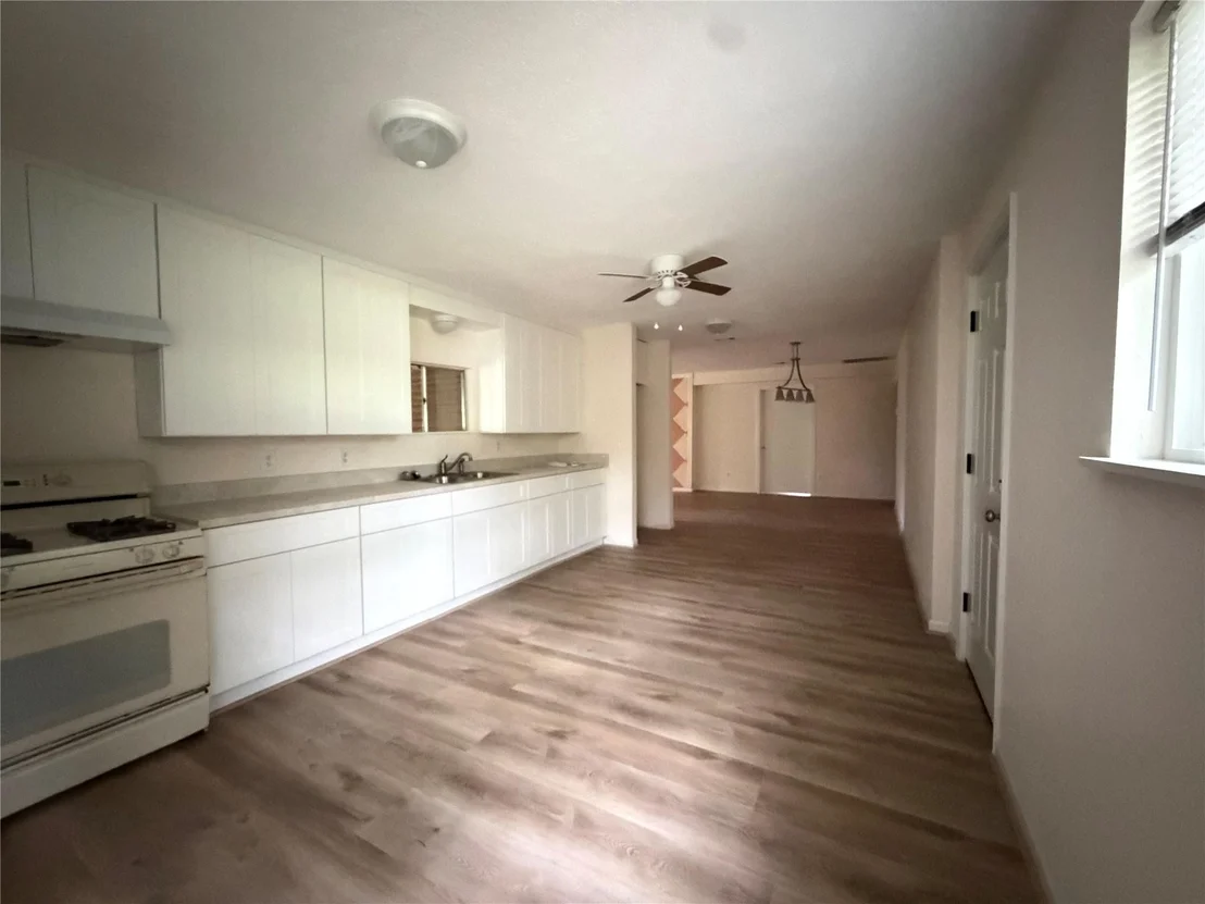 Photo of 15212 Cedar Circle