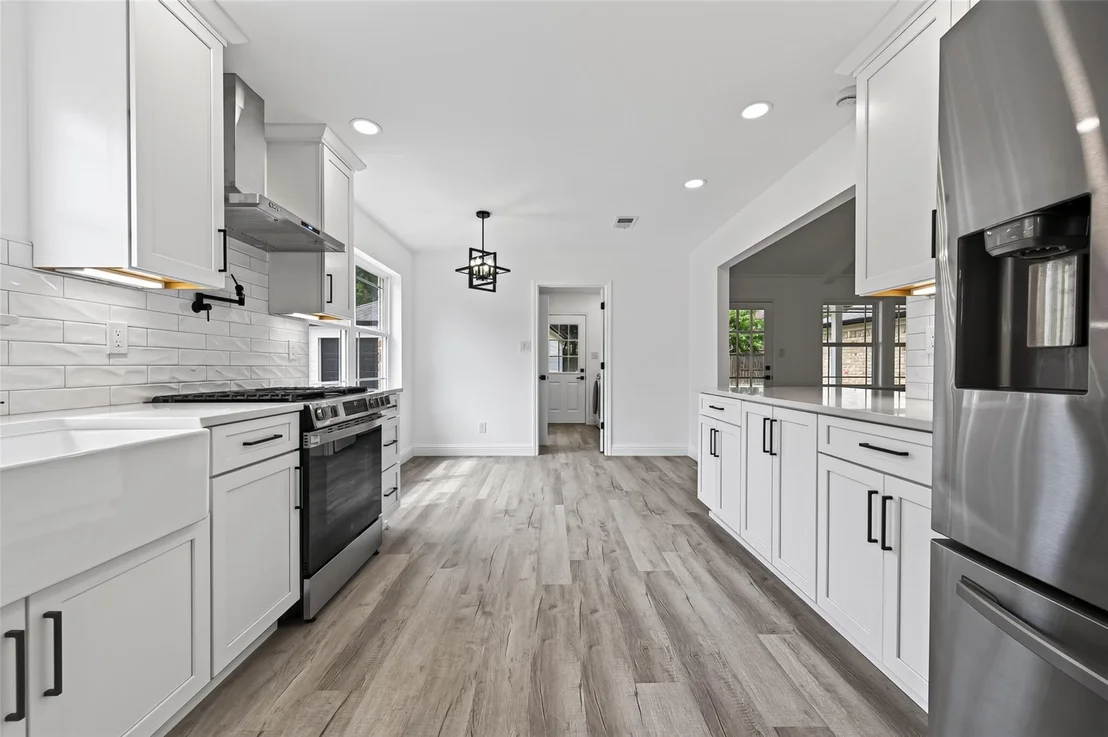 Photo of 15402 Ripplestream Street