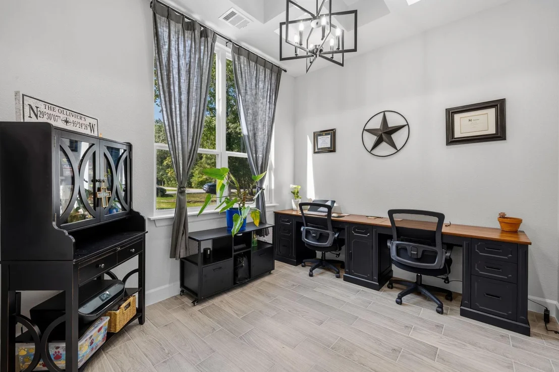 Photo of 2439 Centurian Circle