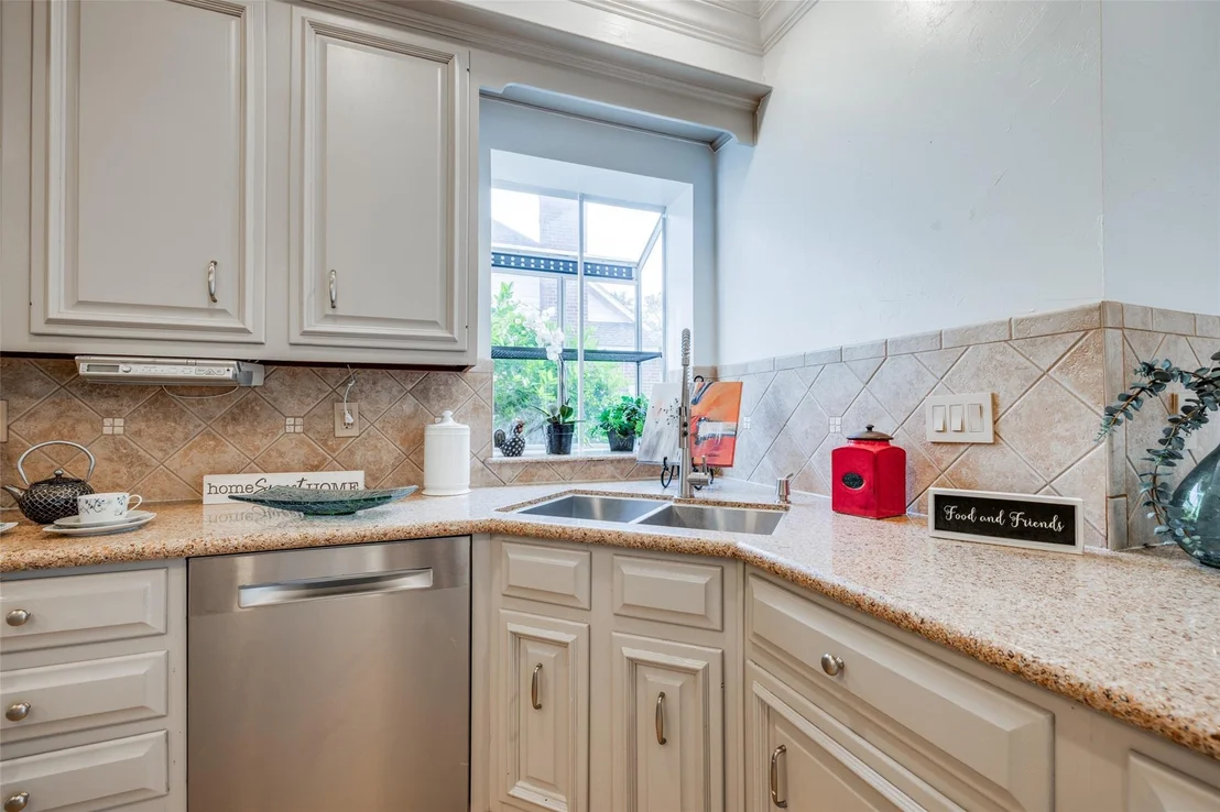 Photo of 5534 Honor Drive