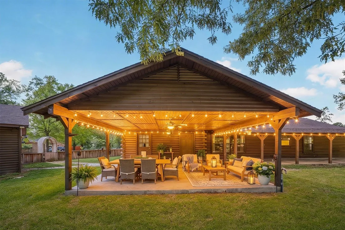 Photo of 12049 Clark Lane