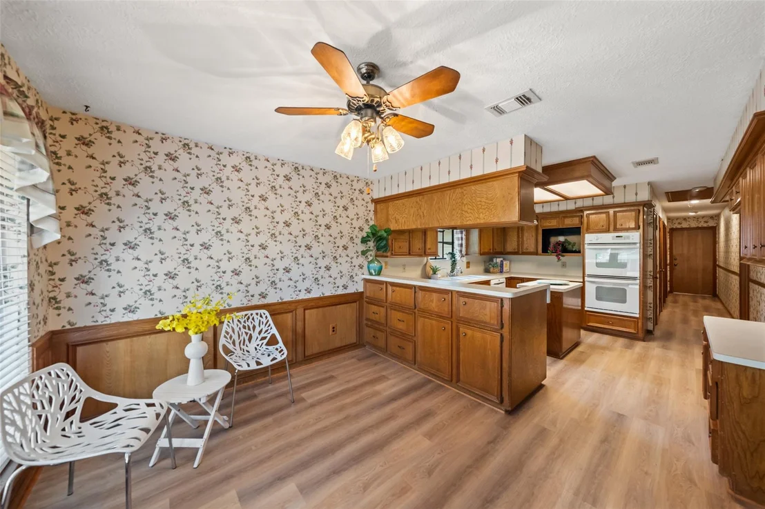 Photo of 8019 Rebawood Drive