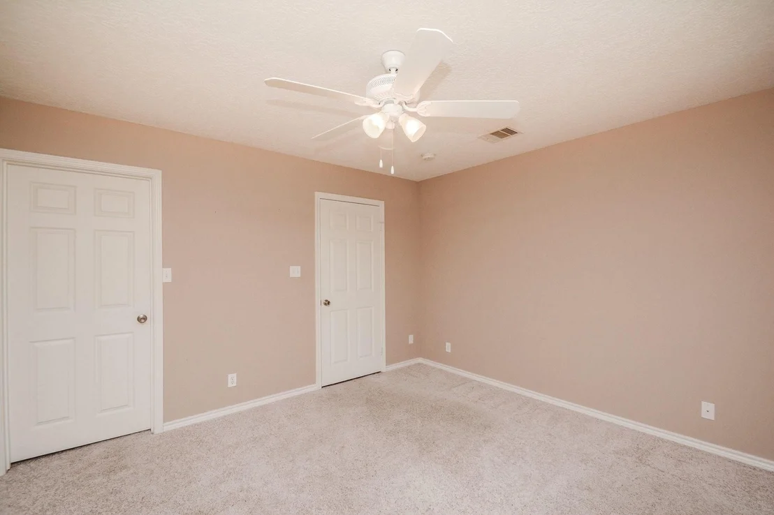 Photo of 547 Sandra Court