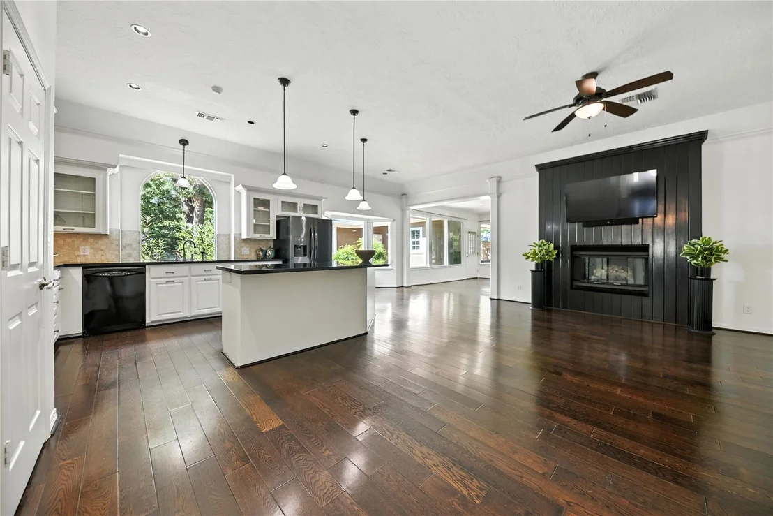 Photo of 5603 Sandy Creek Lane