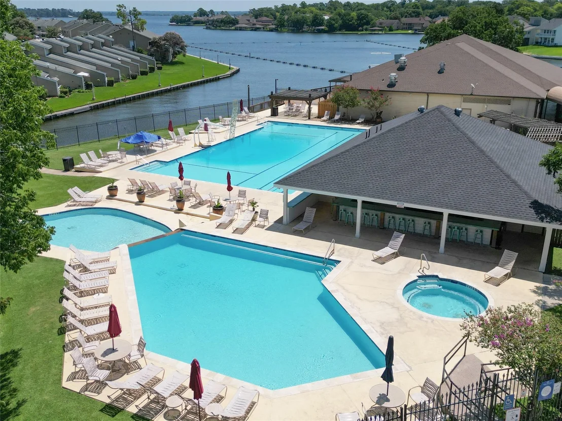 Photo of 214 Lake View Circle