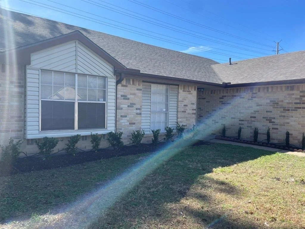 Photo of 8310 Old Maple Lane
