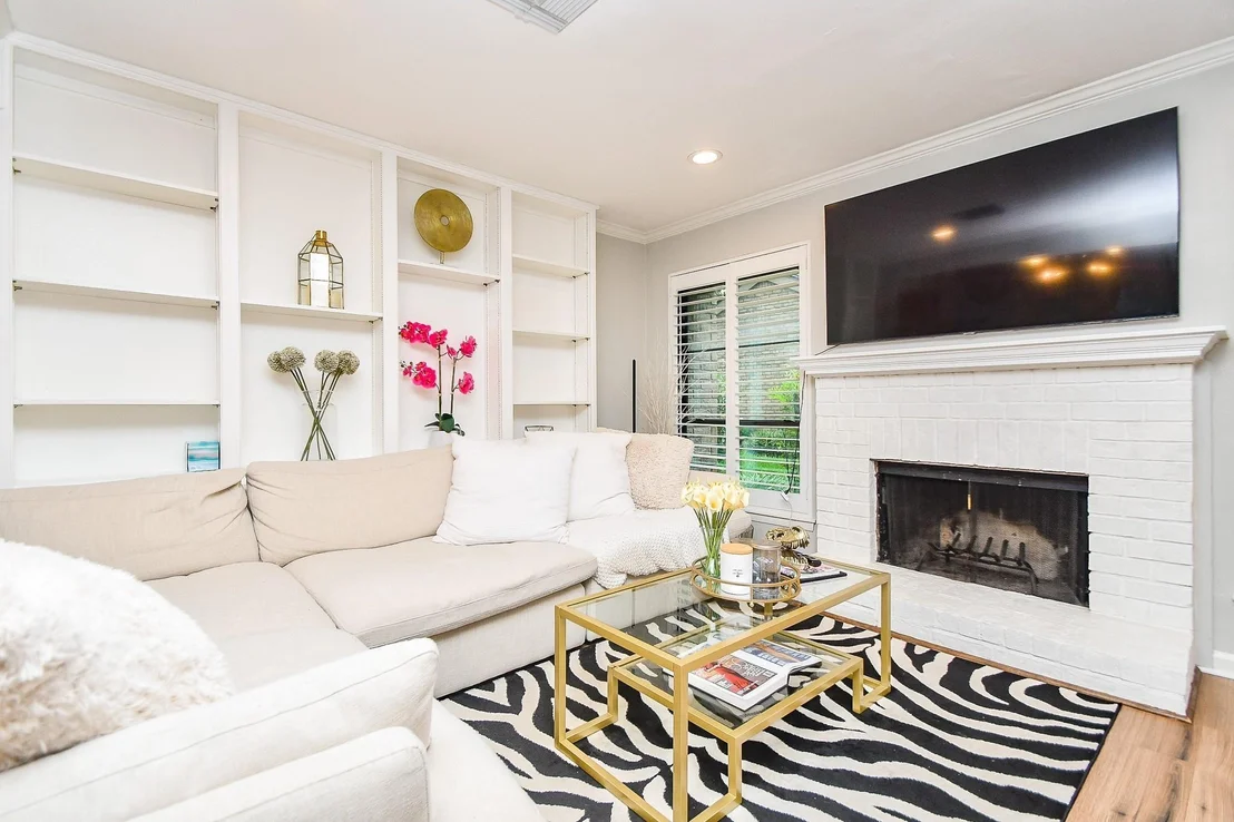 Photo of Unit 10 at 1908 Augusta Drive