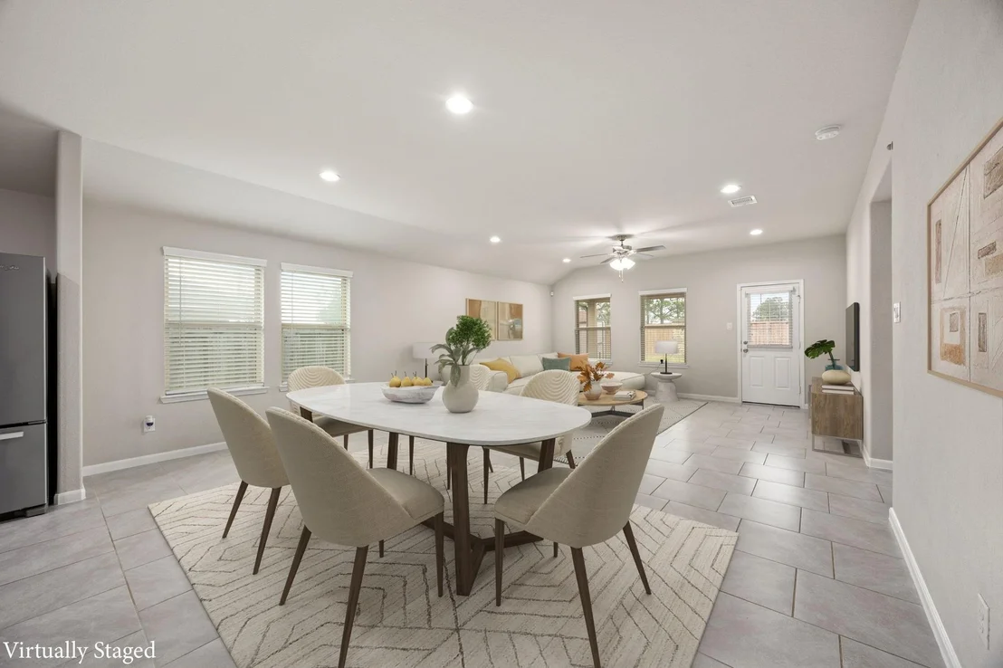 Photo of 18442 Grayson Bluff Way