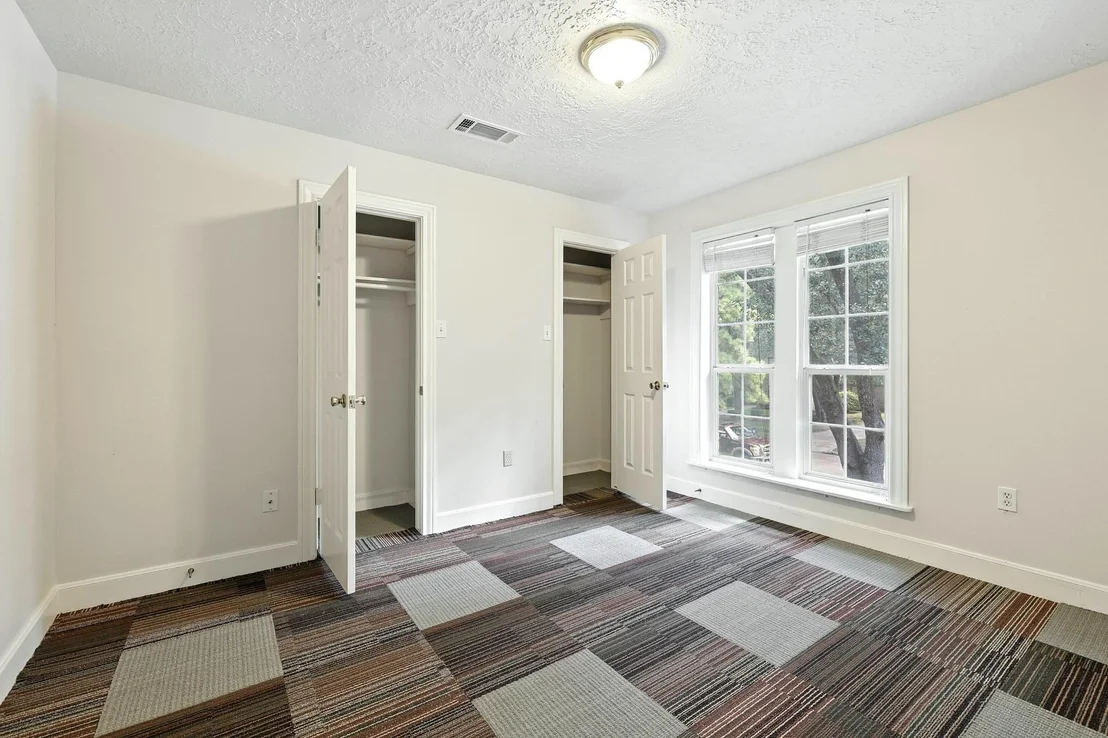 Photo of 17811 Running Brook Lane