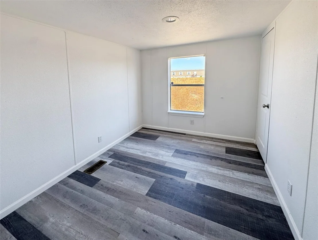 Photo of 23038 White Hickory