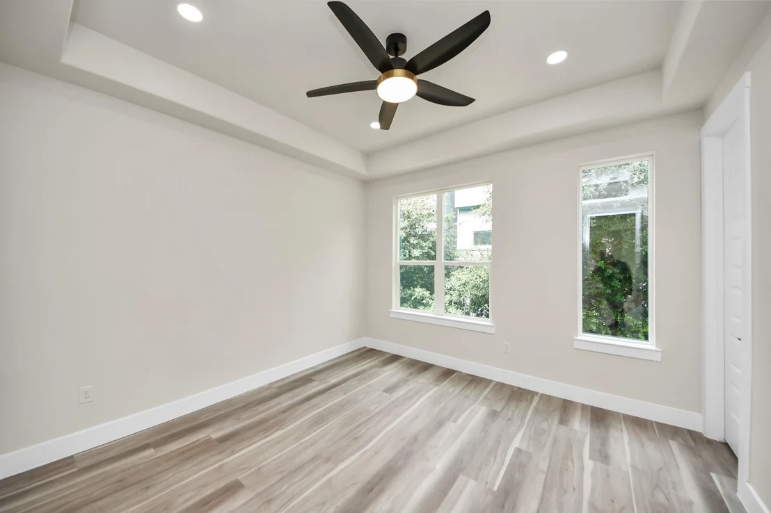 Photo of 2014 Blodgett Street