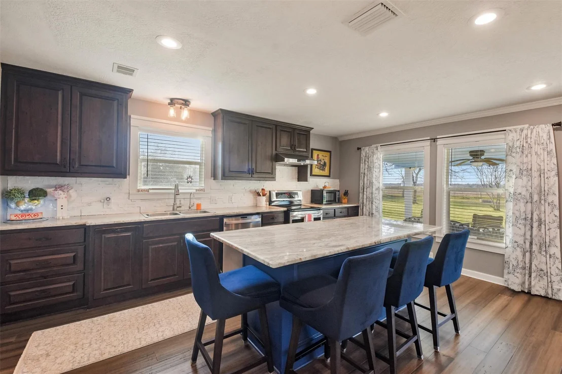 Photo of 4620 Springfield Lane