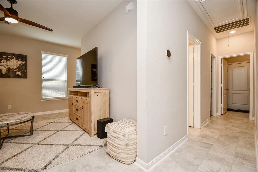 Photo of 6839 Knoll Spring Way