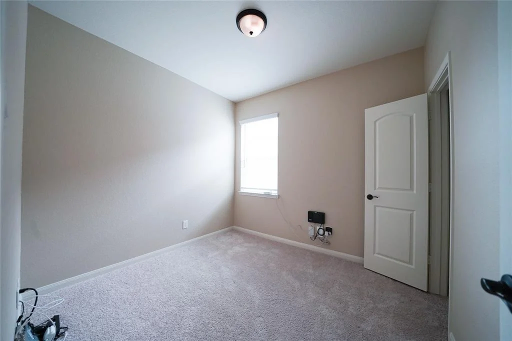 Photo of 7647 Glaber Leaf Road