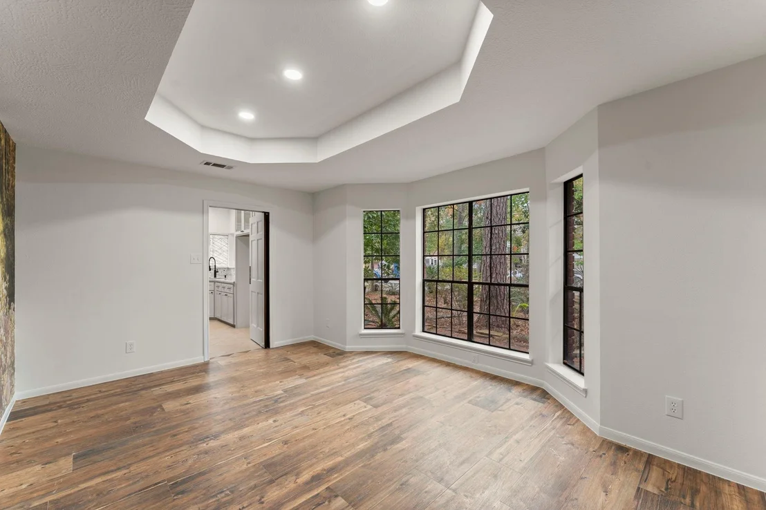 Photo of 6 Thornhedge Court