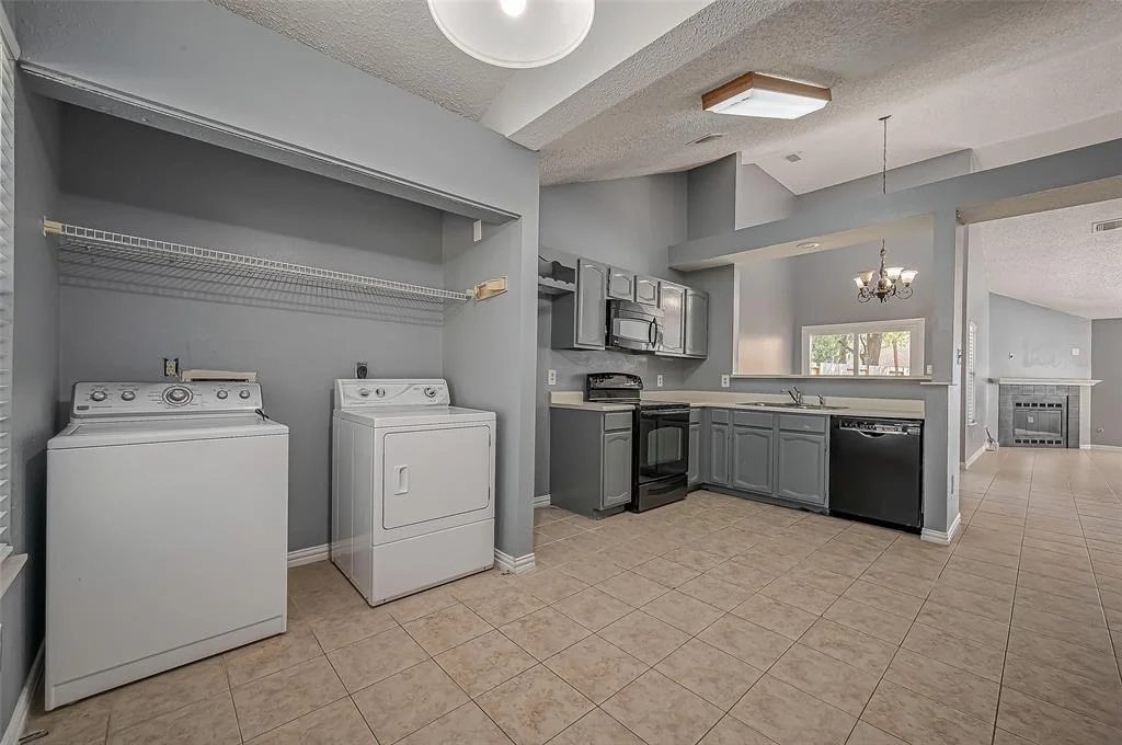 Photo of 7770 Pine Center Drive