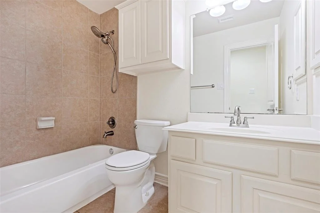 Photo of 55 E Hullwood Circle