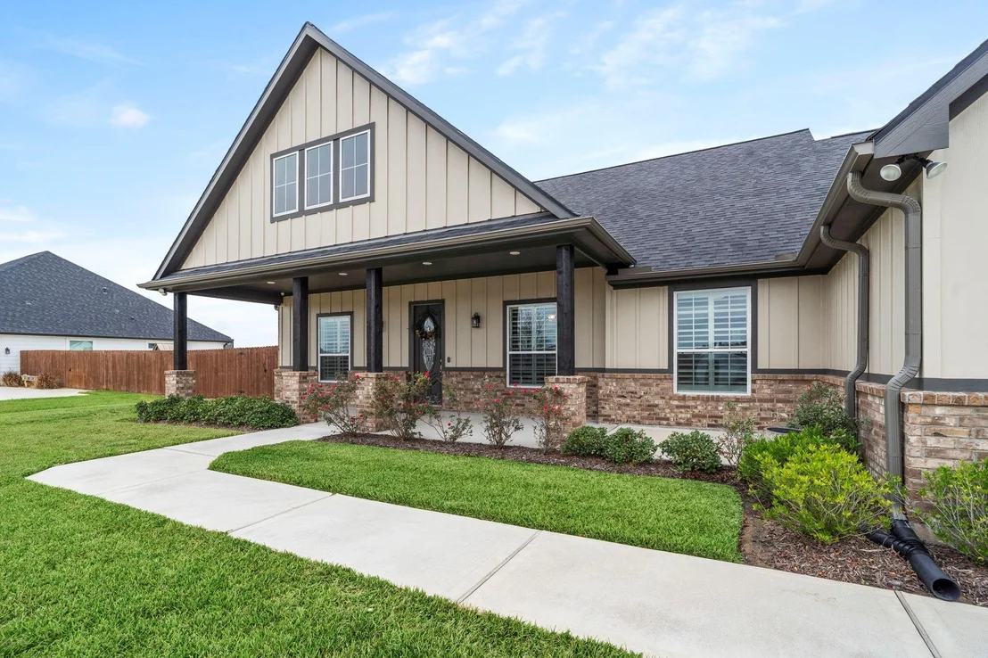 Photo of 9719 Neon Moon Drive