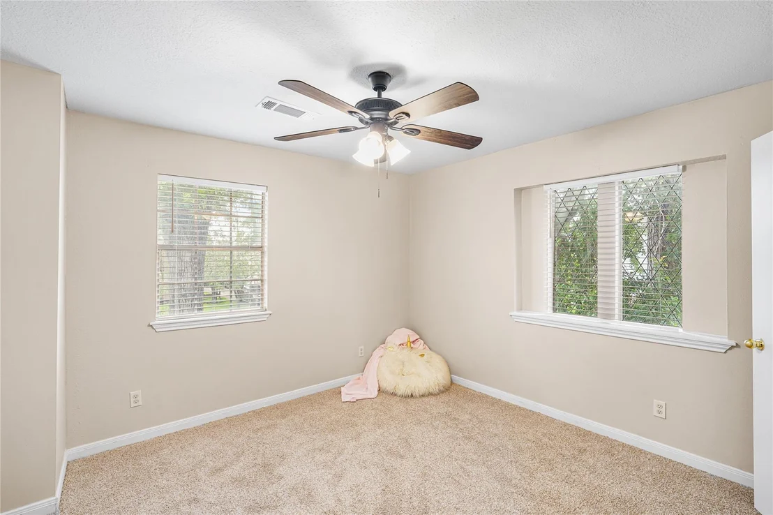 Photo of 15027 Walters Road