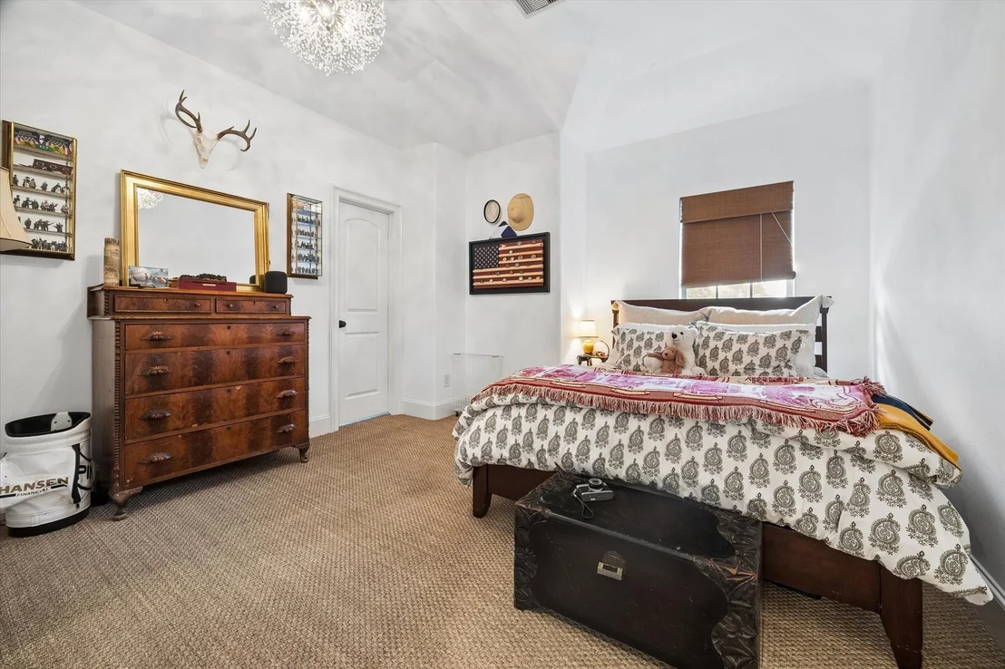 Photo of 6151 Chevy Chase Drive