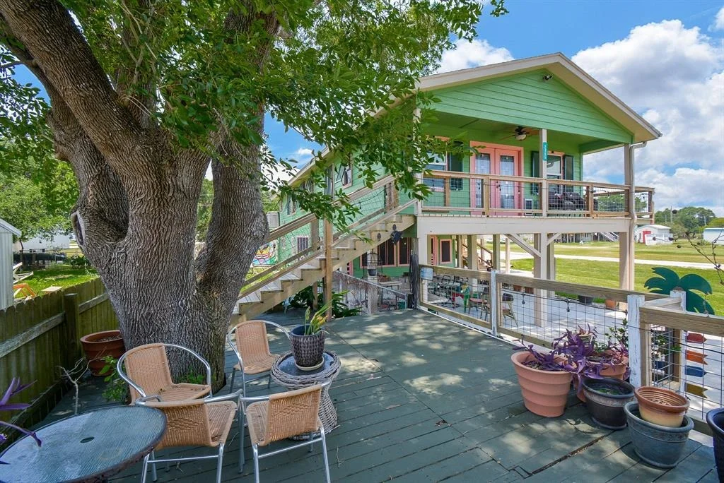 Photo of 2365 W Bayshore Drive