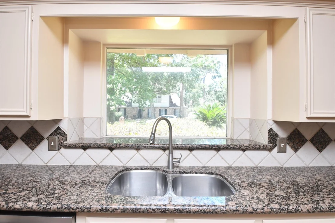 Photo of 17414 Rustic Canyon Trail