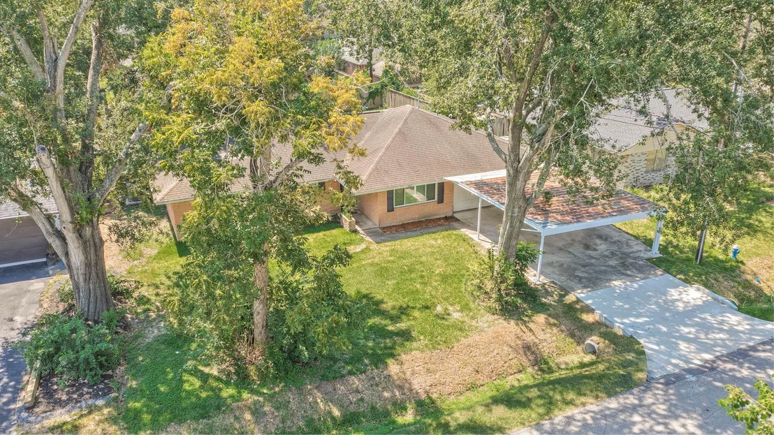 Photo of 8927 Rockhurst Drive