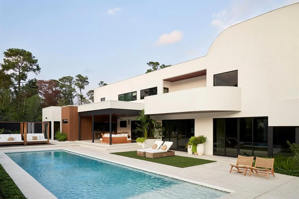 Photo of 4004 Inverness Drive