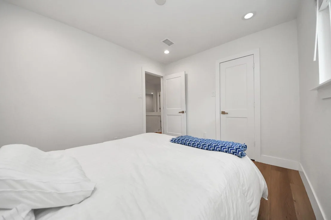 Photo of 6 Yewleaf Court