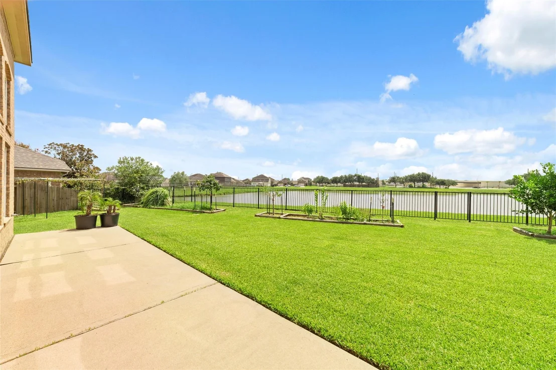 Photo of 8 Terra Bella