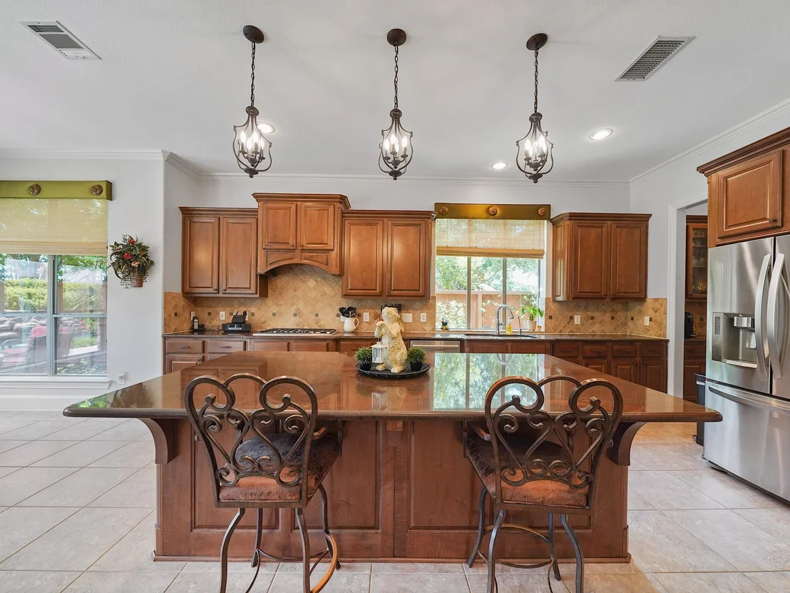 Photo of 6015 Madrone Mdw Drive