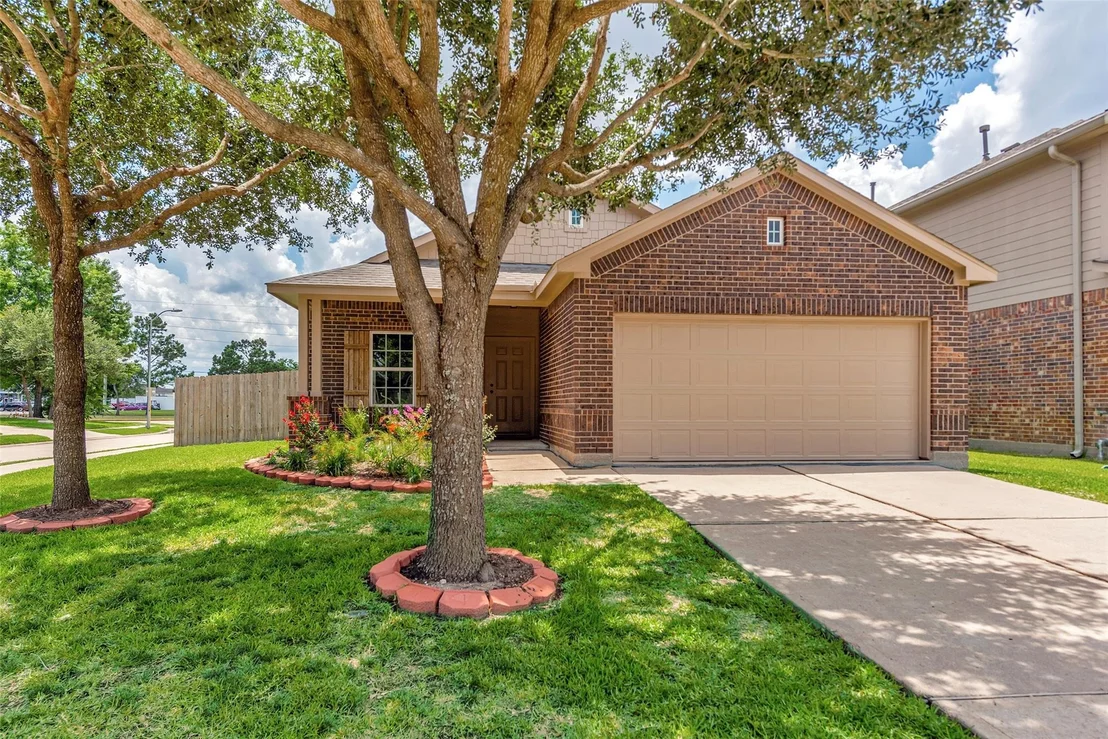Photo of 18203 Canary Bluff Lane