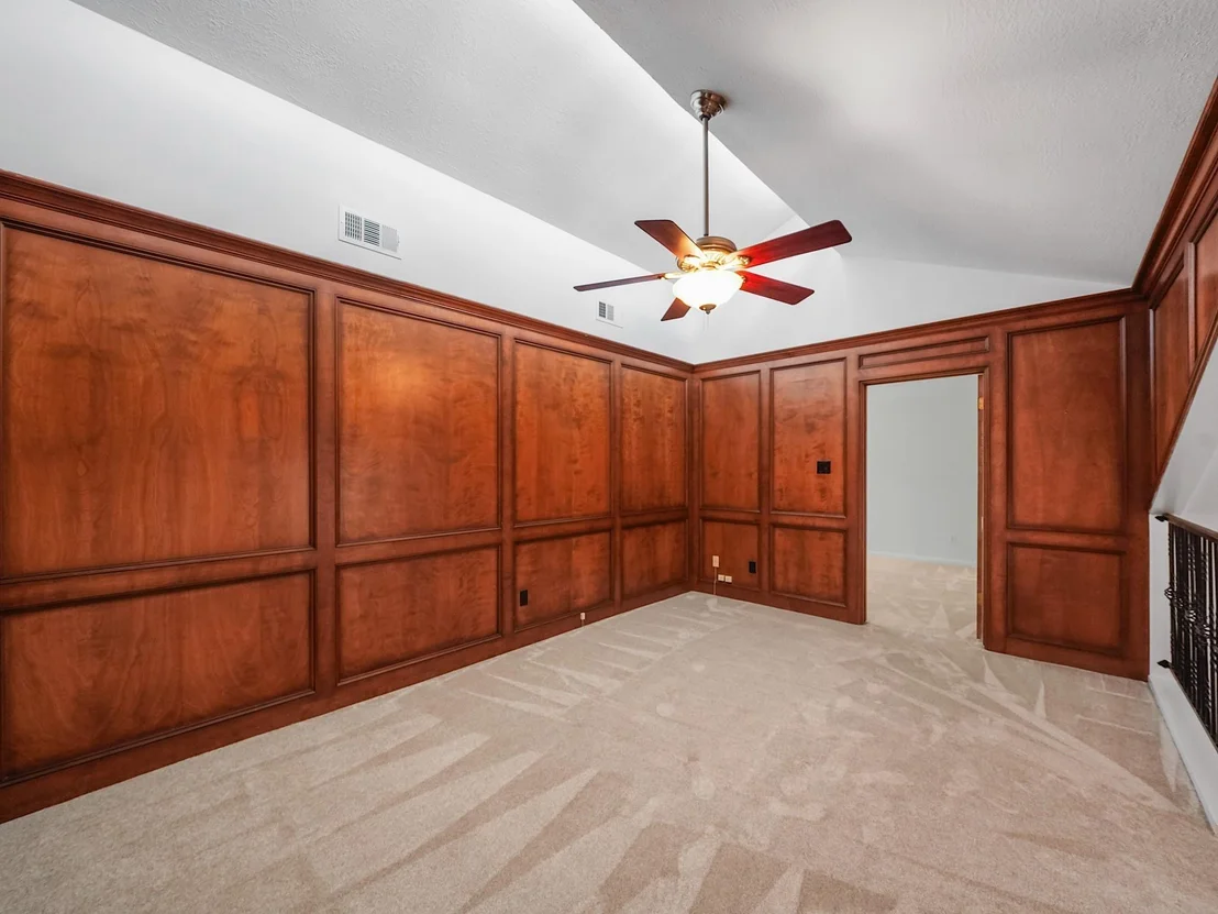 Photo of 910 Enclave Parkway