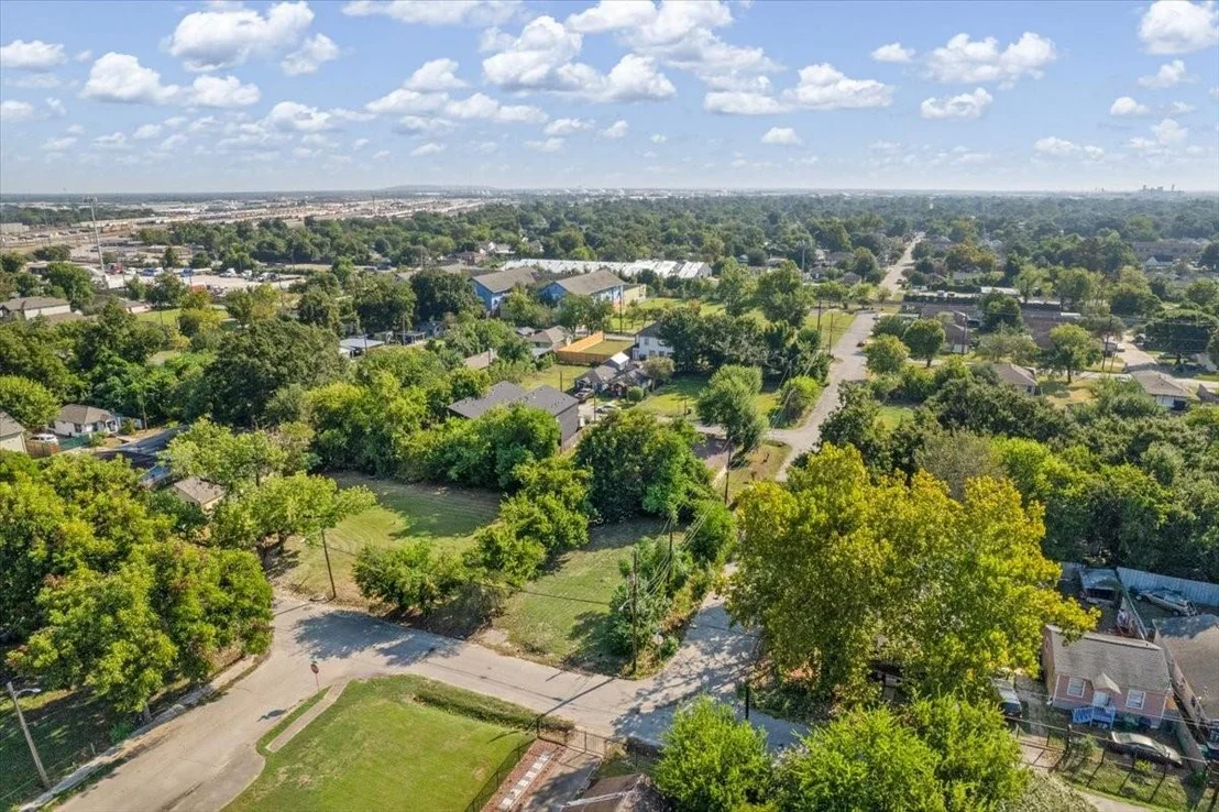 Photo of 2302 Chew Street Street