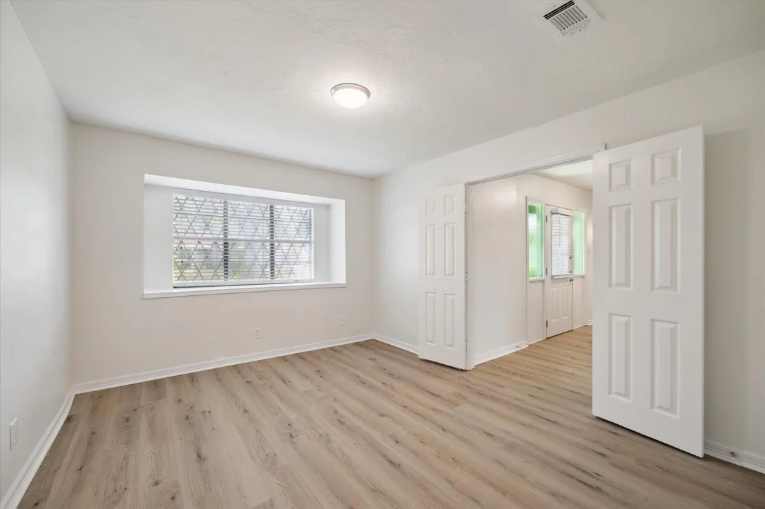 Photo of 25402 Lynbriar Lane