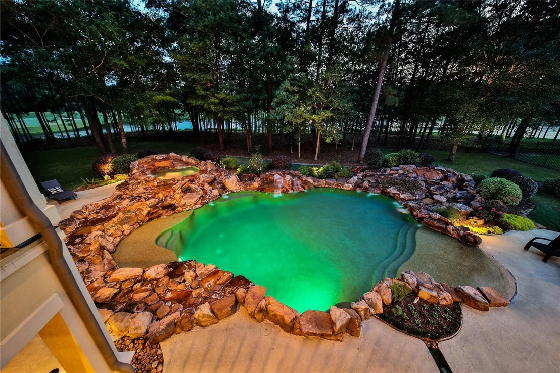 Photo of 852 Eagle Pointe
