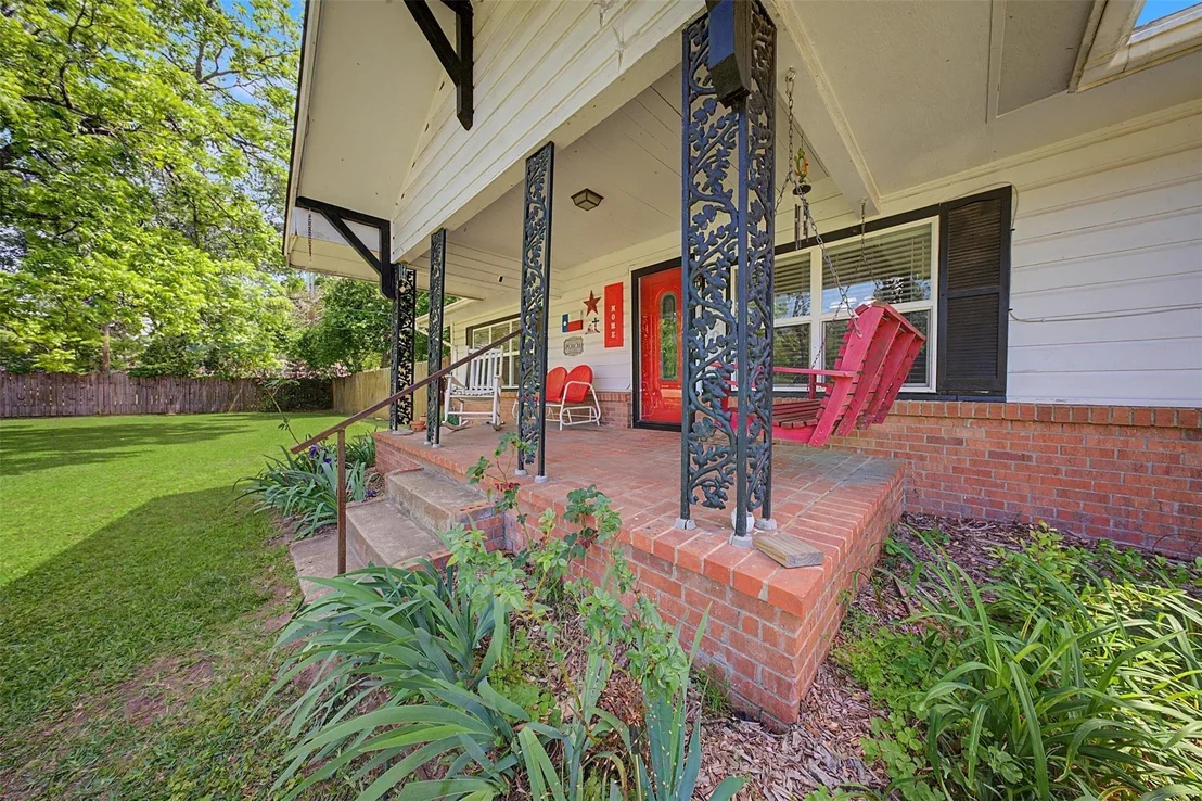 Photo of 1442 Johnson Drive