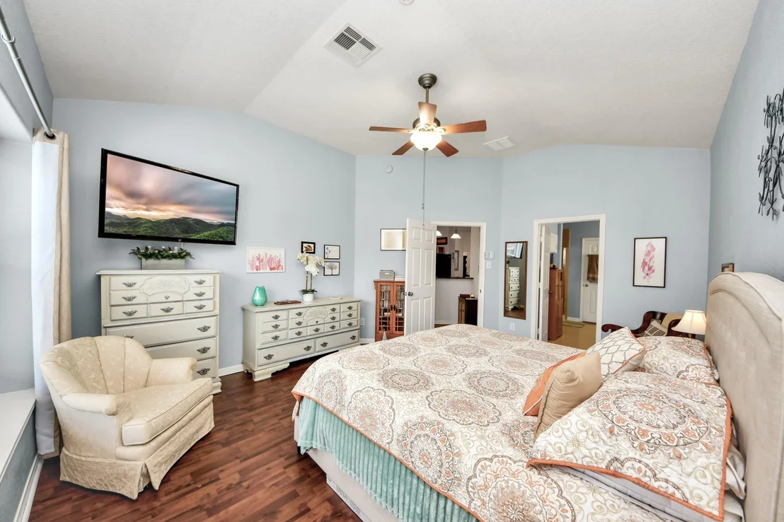 Photo of 9818 Lynette Falls Drive