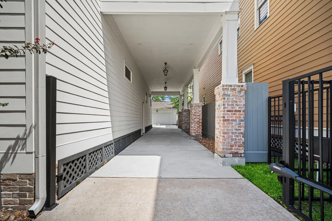 Photo of 505 Aurora Street