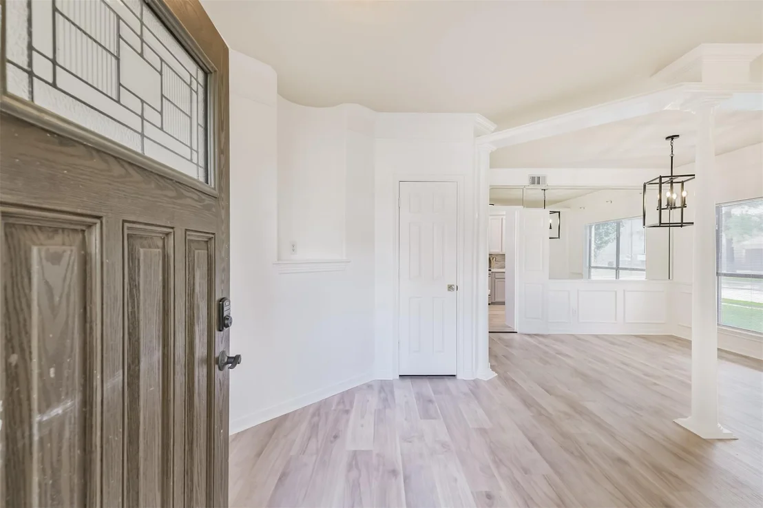 Photo of 1747 Rushworth Drive