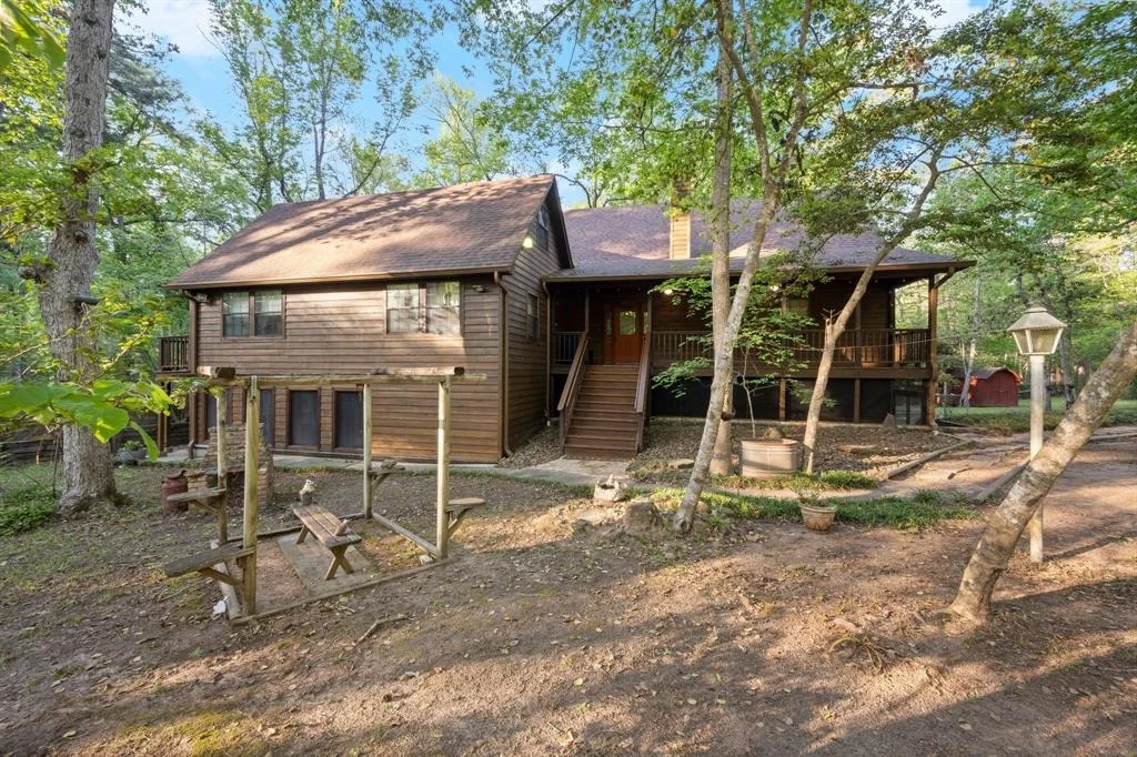 Photo of 17963 Dogwood Drive