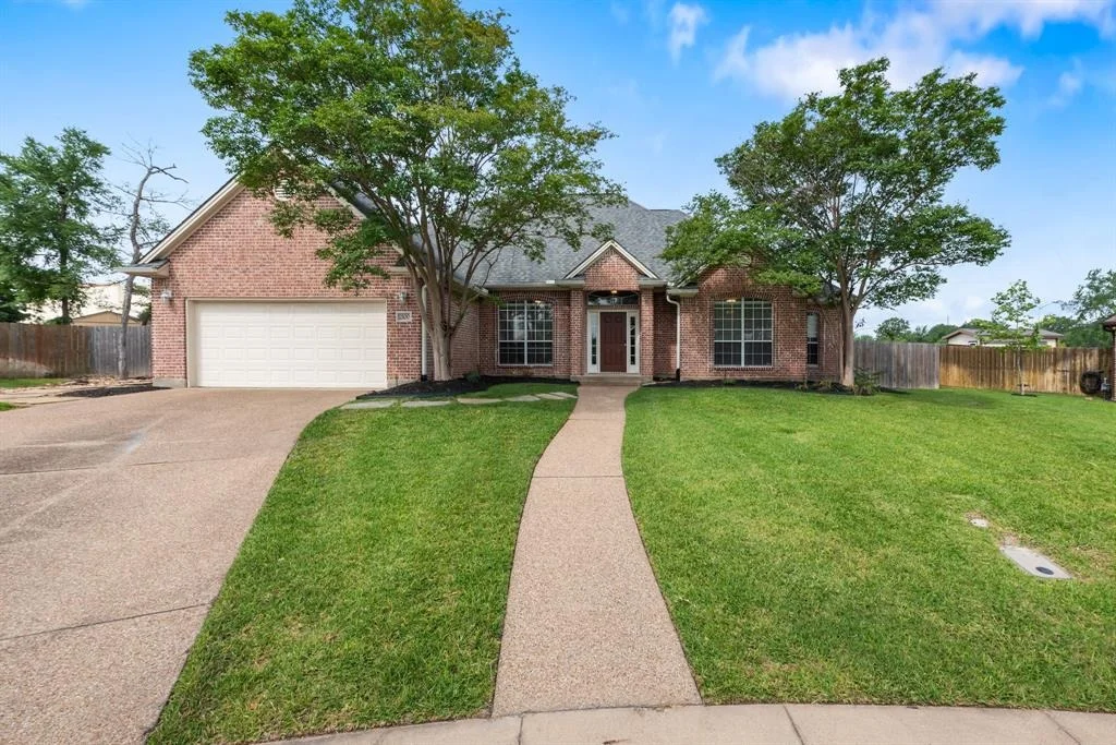 Photo of 2100 Williams Glen Drive