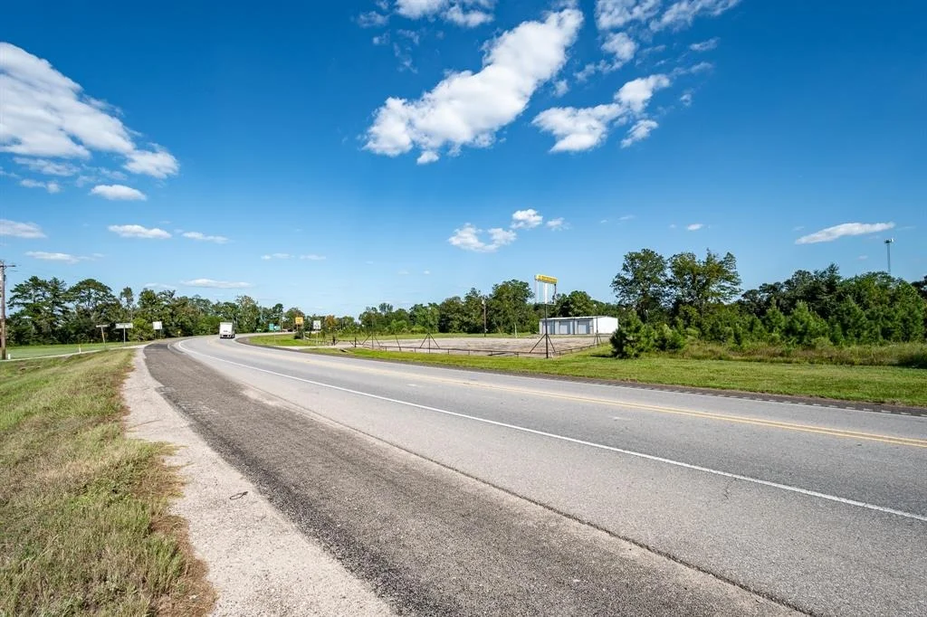 Photo of 16375 Highway 105
