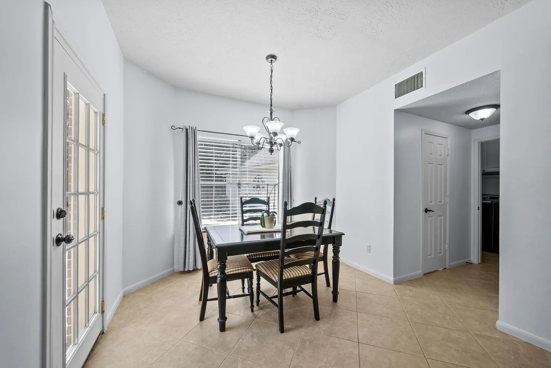 Photo of 11323 Chestnut Woods Trail