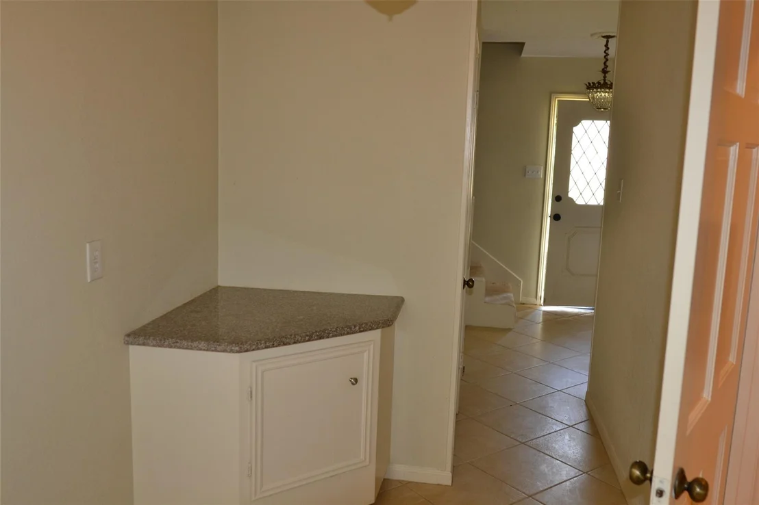 Photo of 1223 Longledge Drive