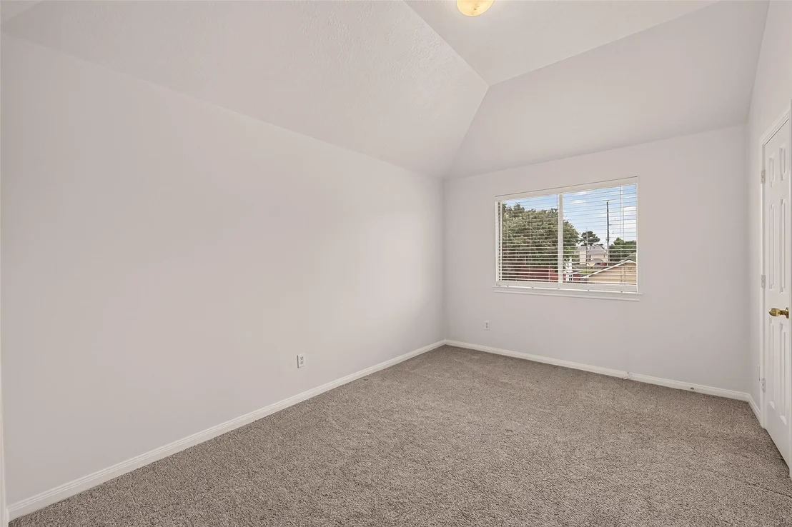 Photo of 6027 Dunsley Drive