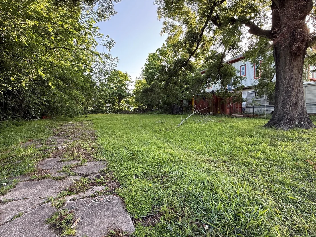 Photo of 5307 Willow Glen Drive